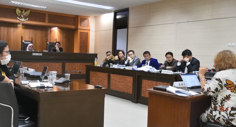 Terlapor Perkara Grab Hadirkan Saksi Ahli